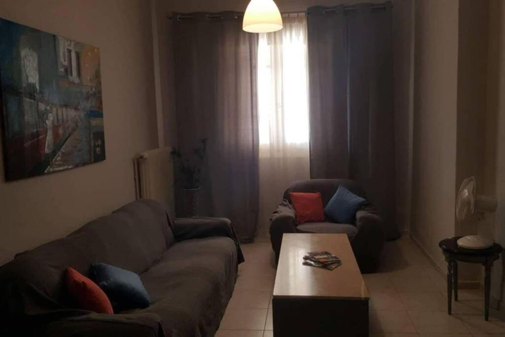 Ευρύχωρο Σπίτι Στην Πάτρα Apartment Bagian luar foto